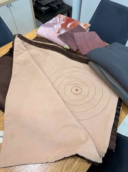 Photo of free Good condition bedding & towels (St Pauls Ward GU15) #1