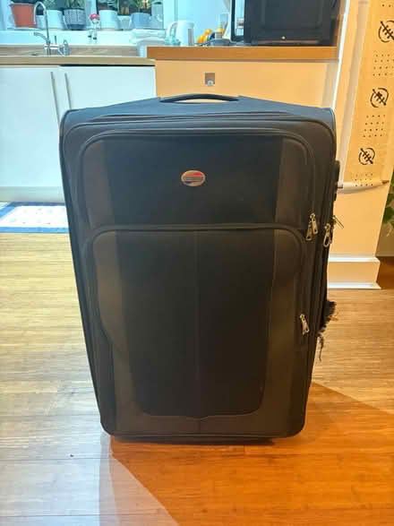 Photo of free Old American Toursiter bag (AL1 st Albans station) #1