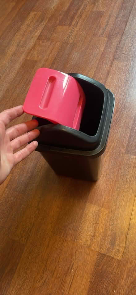 Photo of free Small Waste Bin (NW2) #3