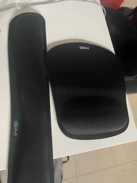 Photo of free X2 keyboard wrist rests (Littlemore OX4) #1