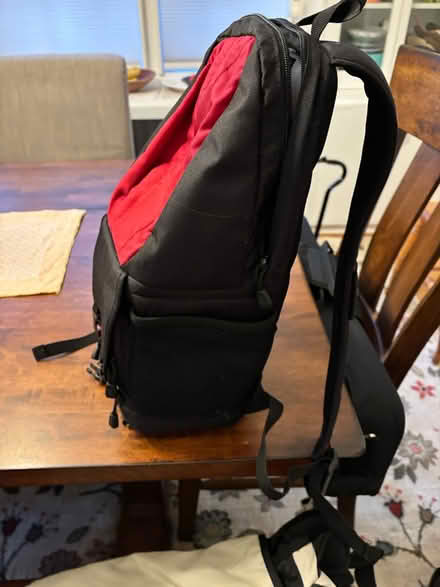 Photo of free Camera bag/ backoack (Tenleytown (DC)) #2