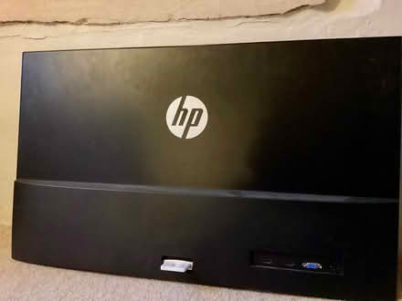 Photo of free computer monitor screen (Rodborough GL5) #2