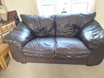 Photo of free 2 seater leather sofa (Halton, HP22) #1