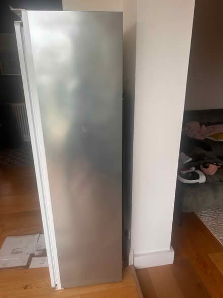 Photo of free Integrated fridge & small freezer (Windsor SL4) #4