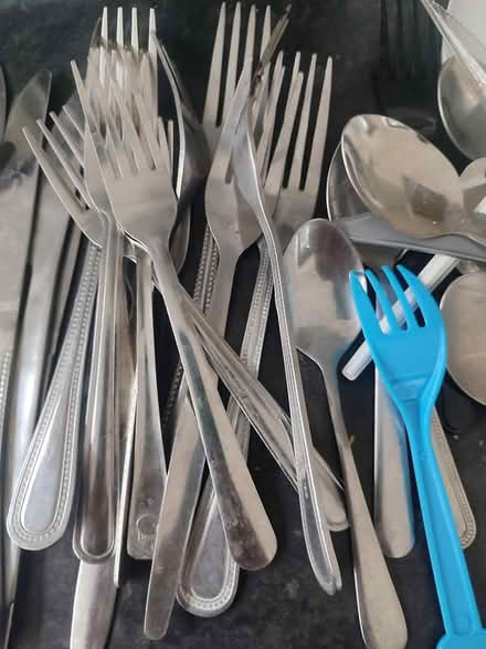 Photo of free Knives, forks and spoon set (Shooters hill) #4