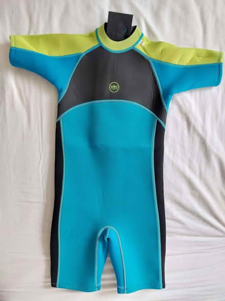 Photo of free kids wetsuit age 11-12 (Seven Dials BN1) #1