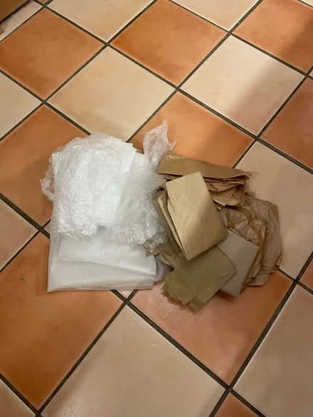 Photo of free Packaging (CT11) #1