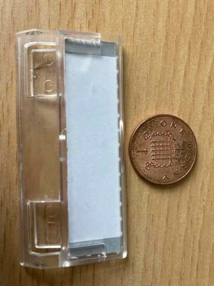 Photo of File tag (Purley on Thames RG31) #1