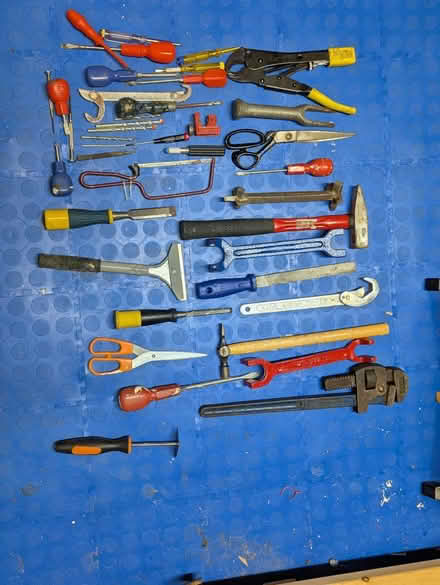 Photo of free Selection of tools (Kenpshott RG22) #1