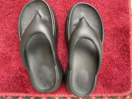 Photo of free Flip flops (PE8) #1