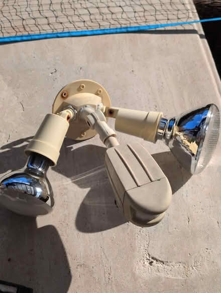 Photo of free Motion sensor flood light (Markham) #1