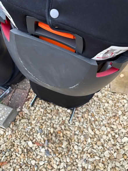 Photo of free 2 x child car seats (HP10 Penn) #3