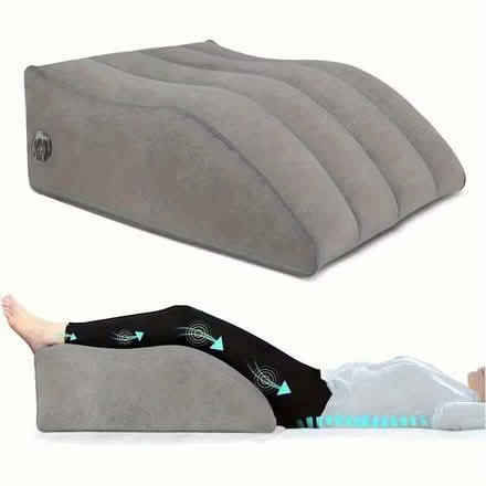 Photo of free inflatable leg rest wedge shaped (Moor Allerton LS17) #1