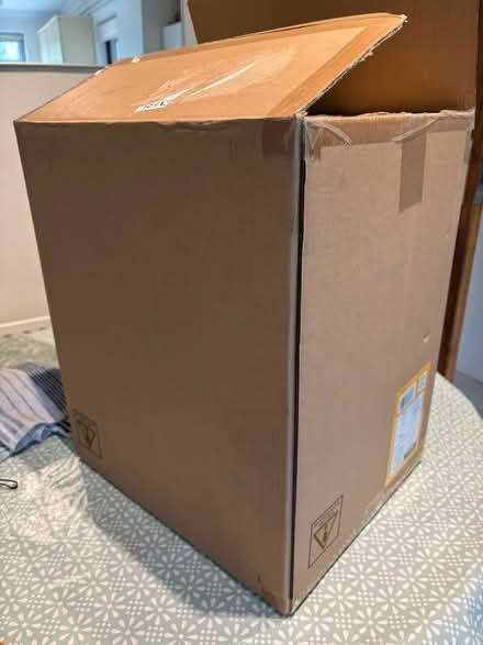 Photo of free Large cardboard box (Bexleyheath DA6) #1