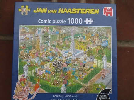 Photo of free 1000 piece humorous jigsaw (Reading West RG1) #1