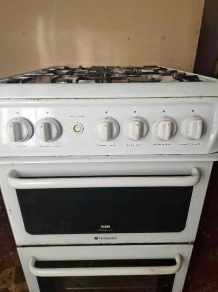 Photo of free Hotpoint gas oven and hob (SY11) #2