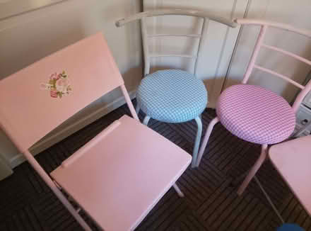 Photo of free 5 kitchen chairs 2 solid and 3 fold up ones all in fair c (Saint George's CO1) #3