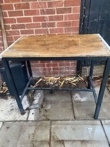 Photo of free potting table (Spital CH63) #2