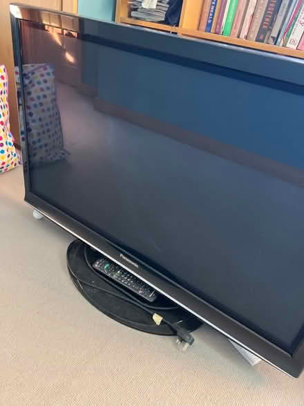Photo of free Large heavy tv - plasma 110cm 42inch diagonal (Broxbourne EN10) #1