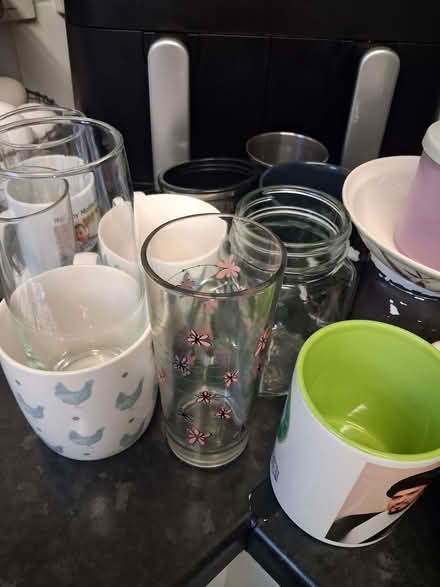 Photo of free Random cups,glass and frying pans (Tottenham N17) #1