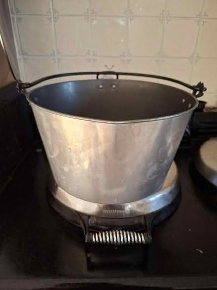 Photo of free Jam pan (Wetmore SY7) #1