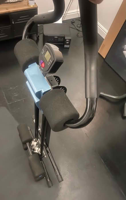 Photo of free Gym form Abs generator (Esher KT10) #1