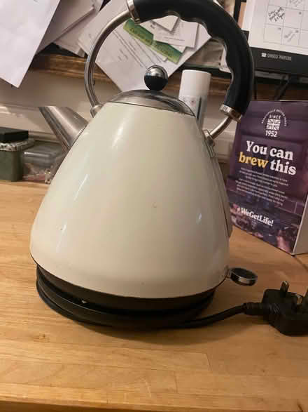 Photo of free Kettle (Golden Triangle NR2) #2