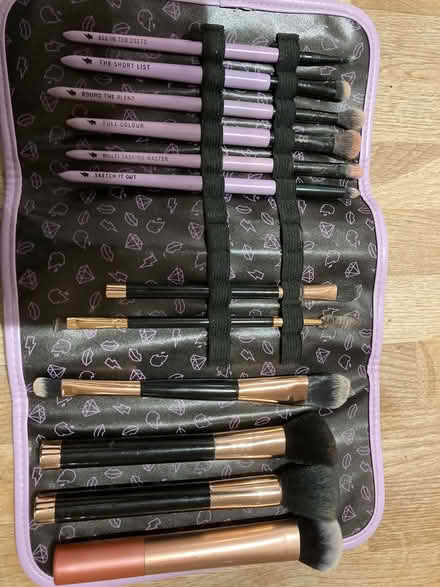 Photo of free Make Up Brushes (CT5) #1