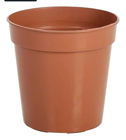 Photo of Plant pots (Large) 35-50cm (Strood ME2) #1