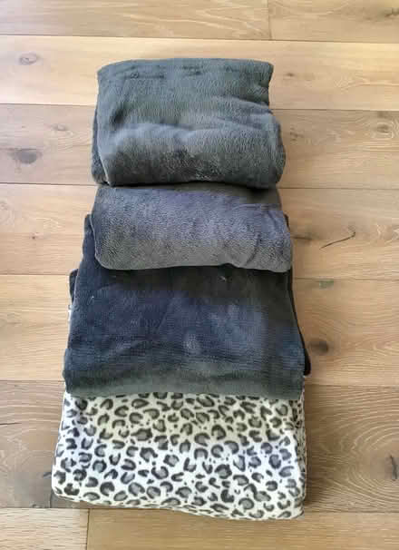 Photo of free Soft throws (furzton MK4) #1