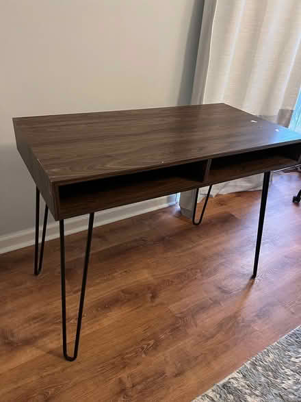 Photo of free Desk (Sandy Springs) #1