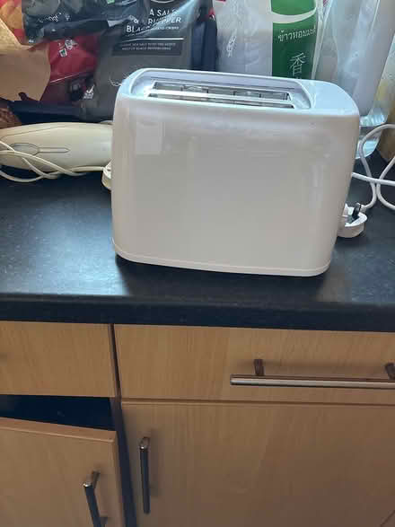 Photo of free Toaster (PO22 Bognor) #1