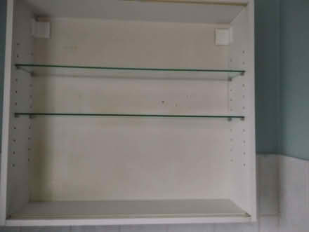Photo of free Bathroom Cabinet with mirrored sliding doors. (Monkspath B90) #4