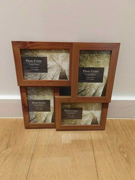 Photo of free 4 Picture Photo Frame (SE10) #1