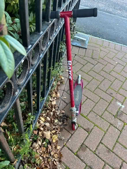 Photo of free Childs Scooter (Kingennie DD5) #1