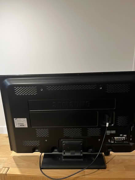 Photo of free TV Samsung 43-inch E450 2012 (N1 8PT collect only) (islington N1) #2