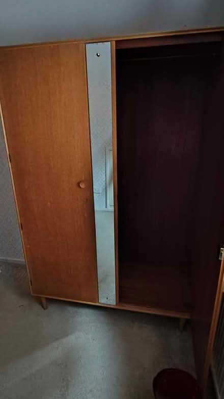 Photo of free Large double wardrobe (Church End LU6) #1
