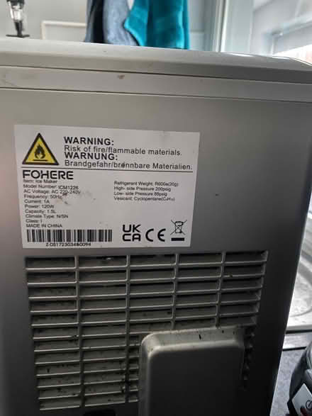 Photo of free Ice making machine (Havant PO9) #3