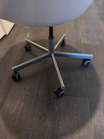 Photo of free Ikea white swivel chair (Greenwich, SE10) #2