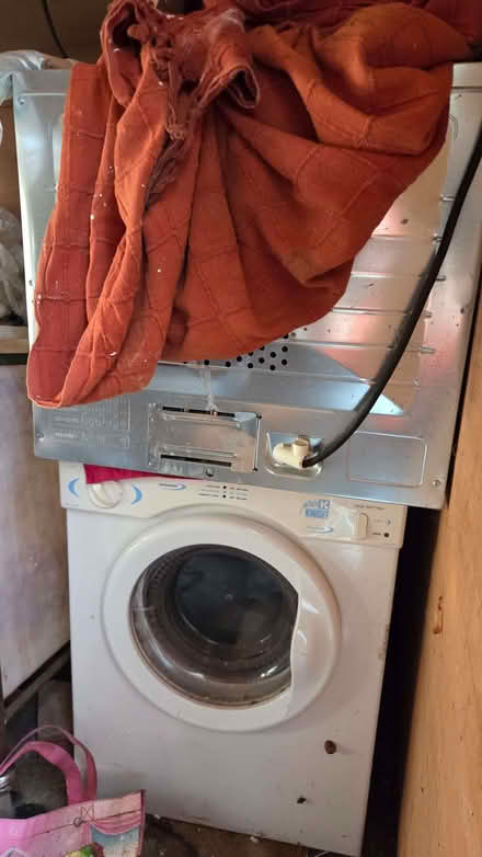 Photo of free 2 washing machines and tum (Canonbury N1) #1