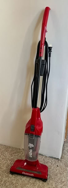 Photo of free Dirt Devil stick vacuum (Somerville, Spring Hill) #1