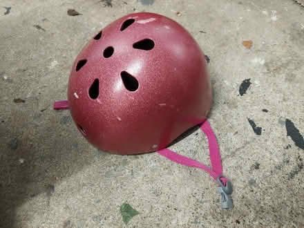 Photo of free Kids Bike helmet (High hesket CA4) #1
