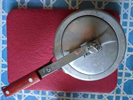 Photo of free small aluminum pressure cooker (Ann Arbor near Hillside Terr.) #1