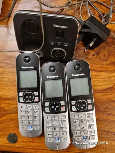 Photo of free Old non digital phones (Chatham ME5) #1