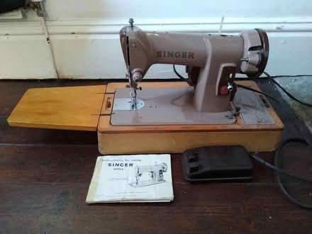 Photo of free Vintage sewing machine (Heaton BD9) #1