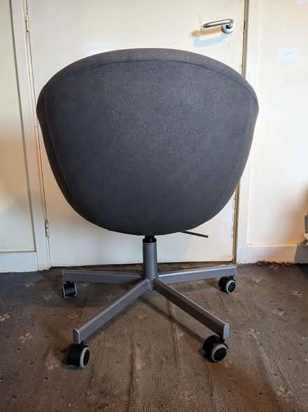 Photo of free Grey Ikea Skruvsta Swivel Chair (PL4) #3