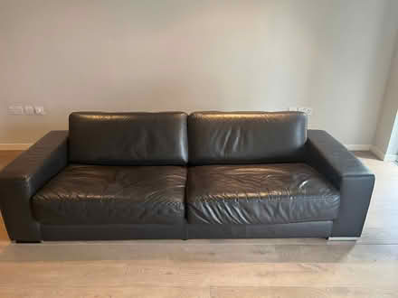Photo of free Leather Sofa, 280cm (Barnsbury N7) #1