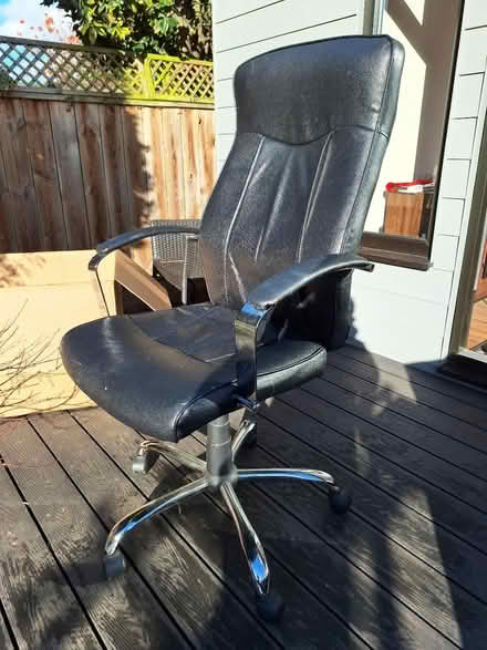 Photo of free Black office chair (Felixstowe) #4