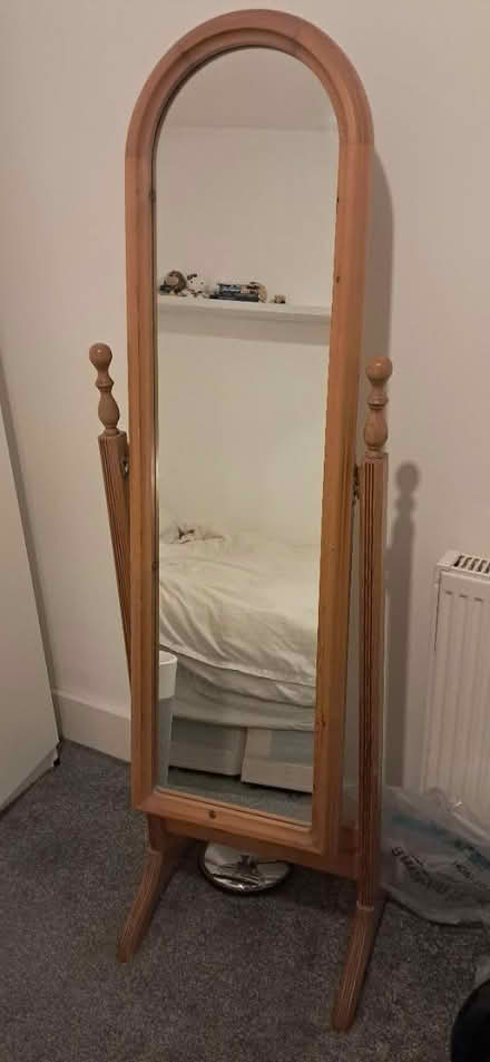 Photo of free Full length free standing mirror (Harringay N8) #1