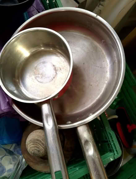 Photo of free Stainless steel frying pan and small pot (Minchery Farm OX4) #1
